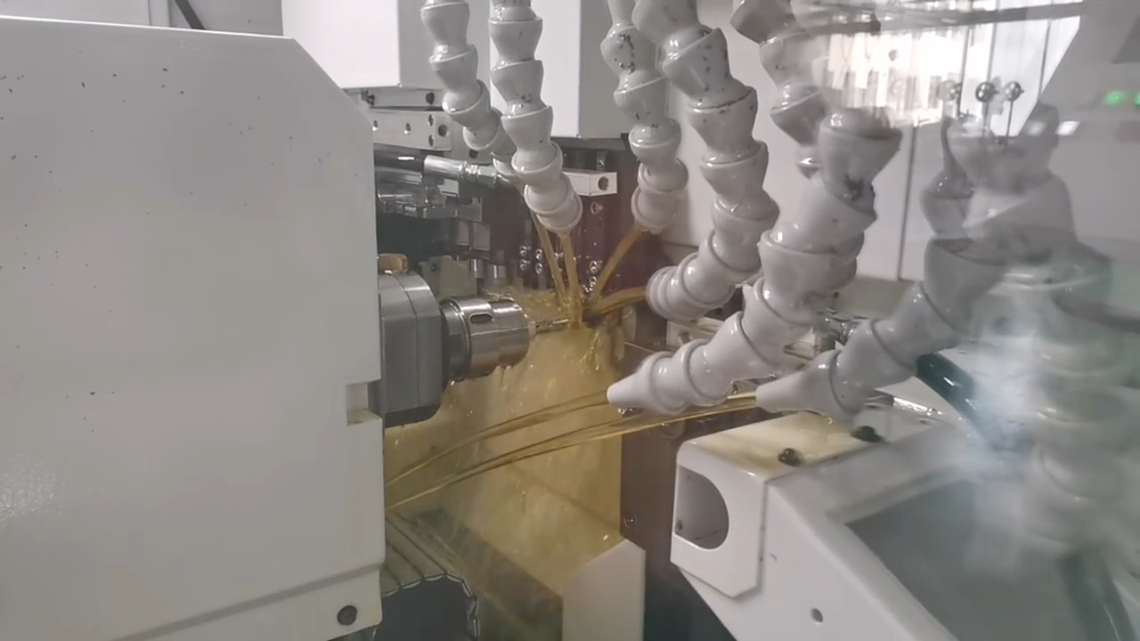 Traditional CNC lathes handle larger diameters and heavier stock removal — ideal for flanges, bushings, and shafts where Swiss machines cannot fit the material.